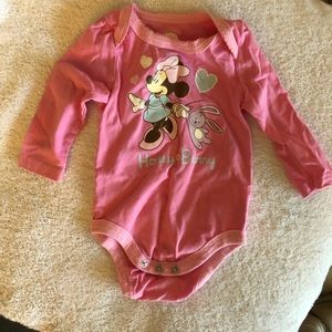 5 for $25–NEW GIRLS ONESIE DISNEY